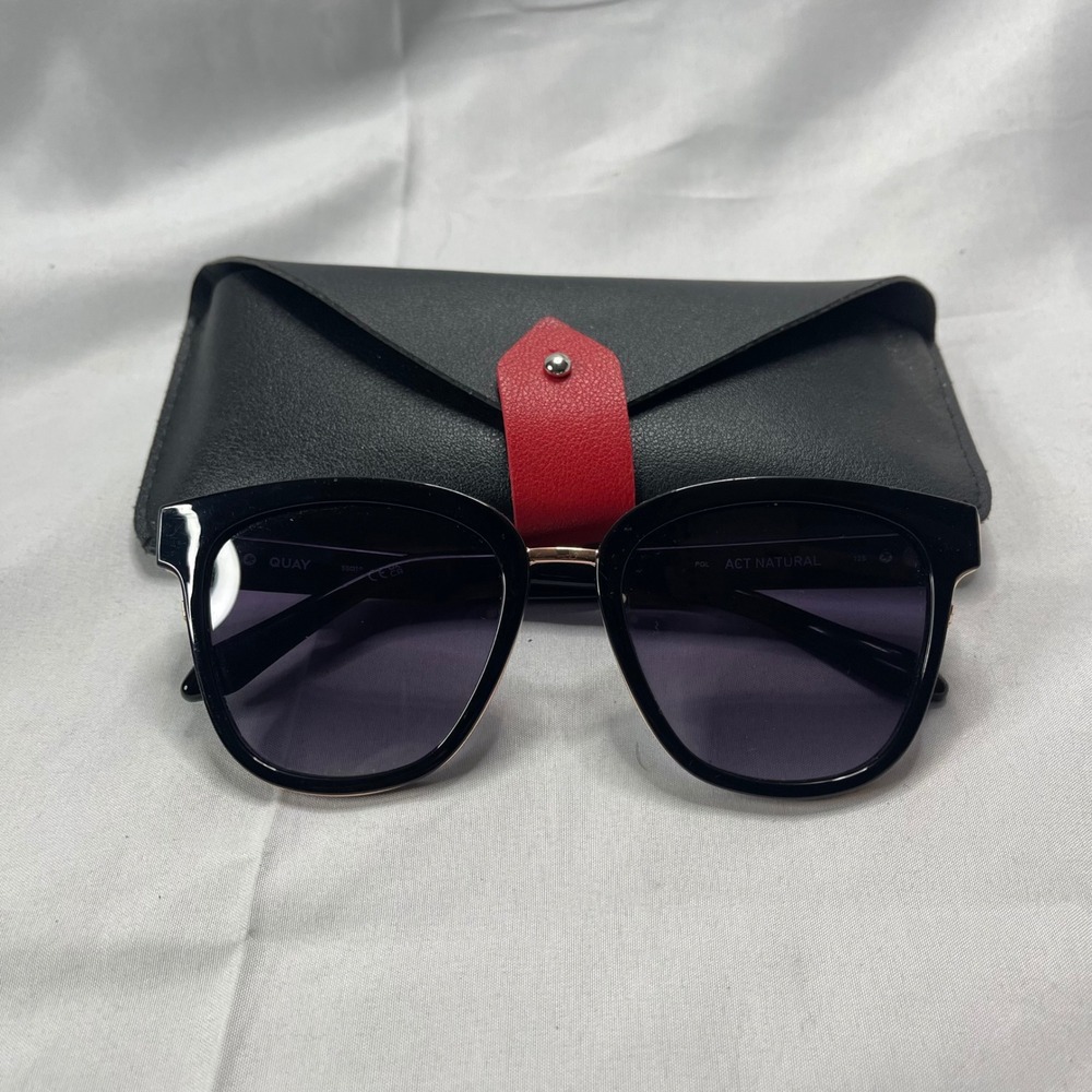 Quay Australia Act Natural Sunglasses Black Gold Oversized Square